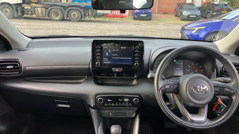 Toyota Yaris 1.5 Hybrid Icon 5dr CVT Hybrid Hatchback